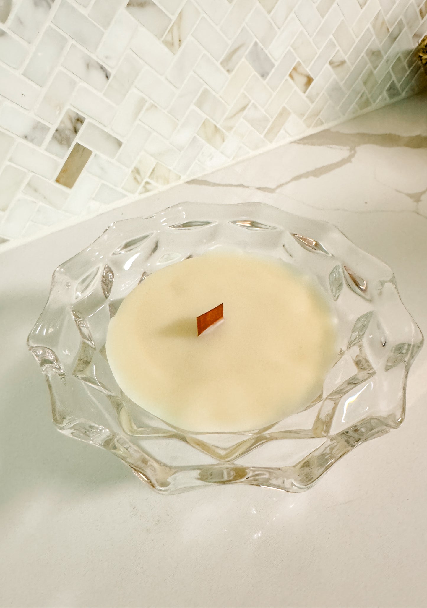 Santal No. 1 Vintage Ripple Glass Wood Wick Candle (8 oz)