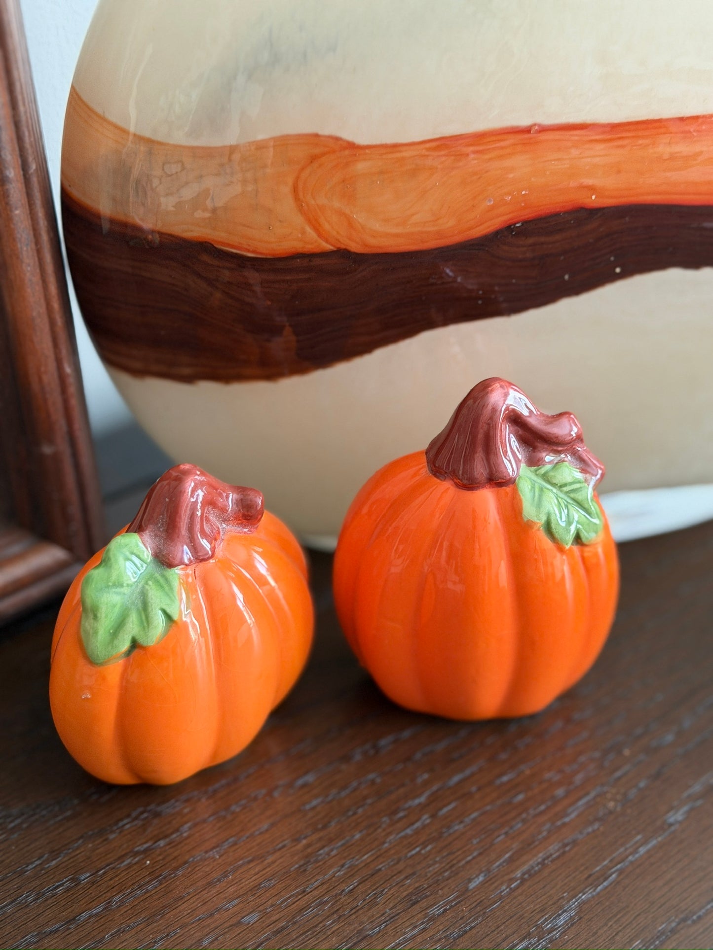 The October Pair — Vintage Pumpkin Shakers