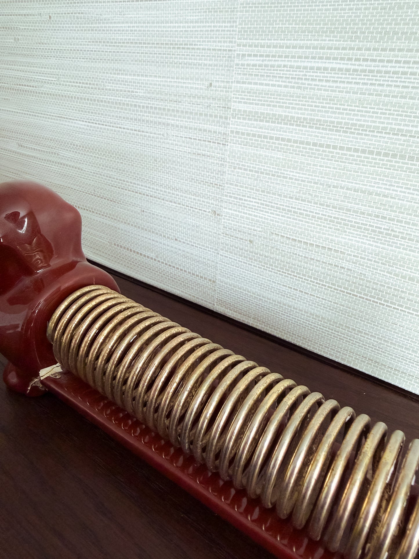 The Dashwood — Ceramic Dachshund Letter Holder