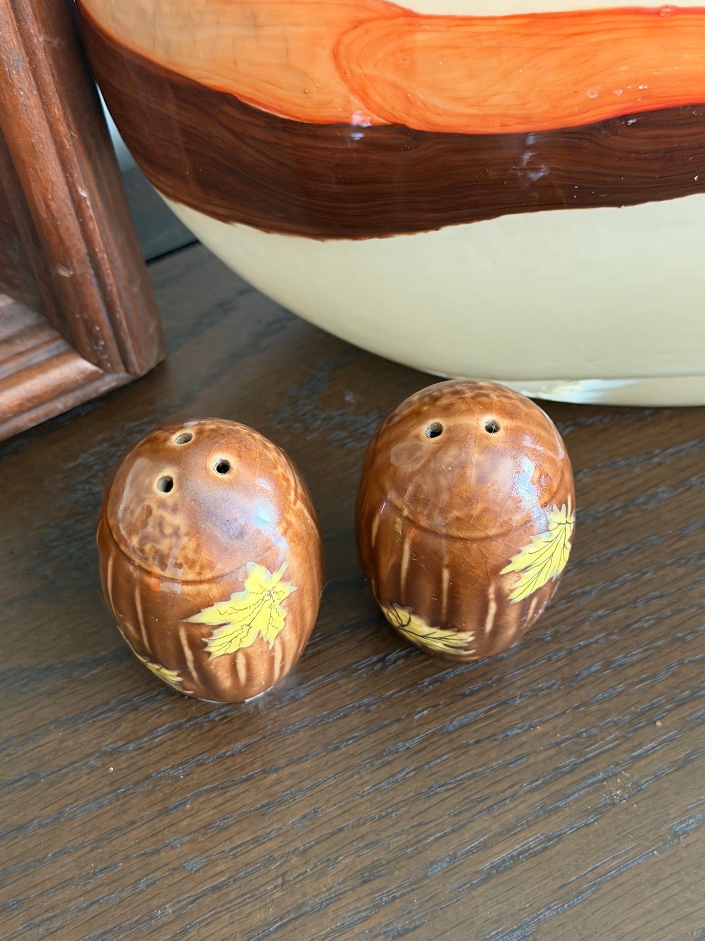 The Acorns — Mid-Century Japanese Shaker Pair