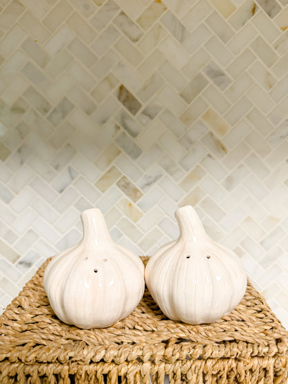 The Garlic Bulbs — Ceramic Shaker Pair