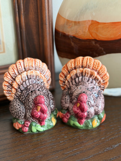 The Toms — Ceramic Turkey Shaker Pair