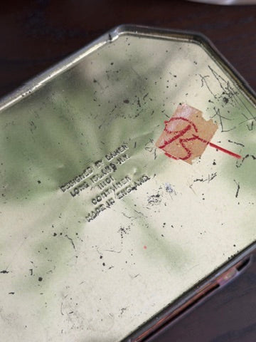 The Marigold — 1970s Daher Floral Tin