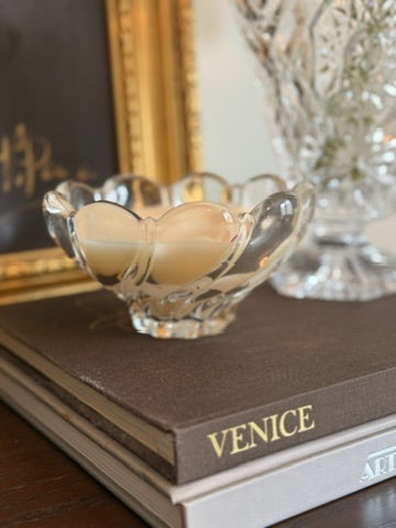 The Scallop — Santal No. 1 in Vintage Scalloped Glass