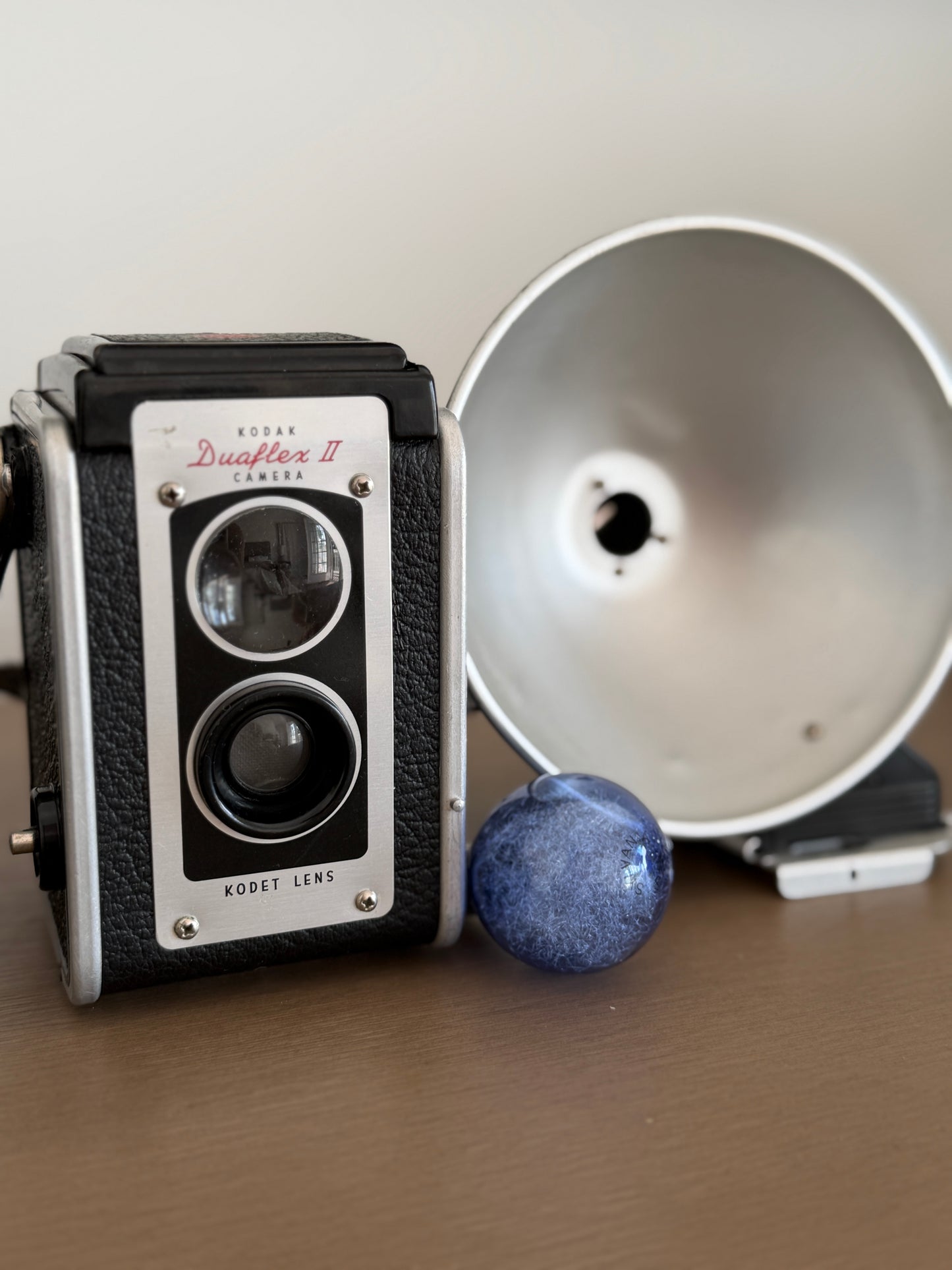 The Duaflex — 1950s Kodak Pseudo-TLR with Midget Flasholder