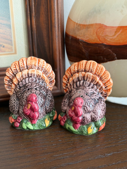 The Toms — Ceramic Turkey Shaker Pair