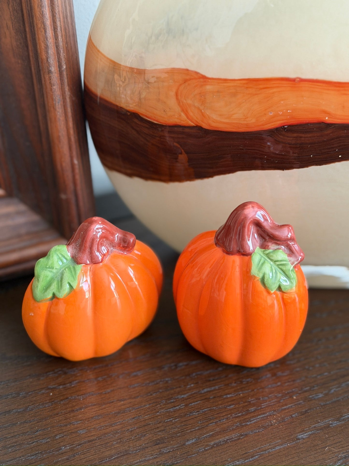 The October Pair — Vintage Pumpkin Shakers