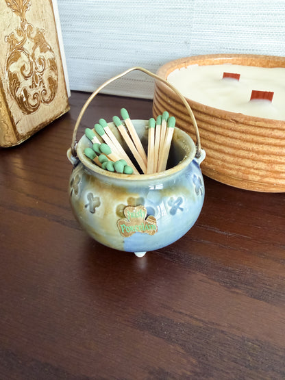 The Cauldron — Wade Irish Porcelain Match Holder
