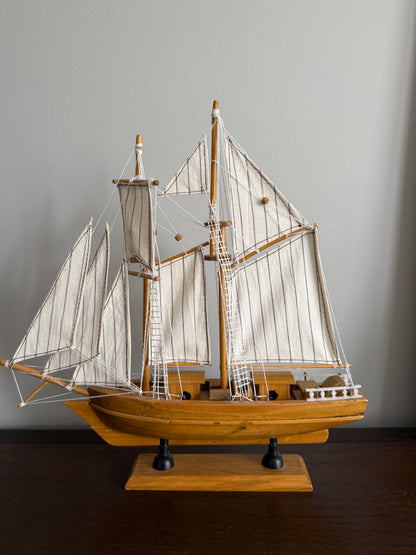 The Clipper — Vintage Natural Wood Model Sailboat
