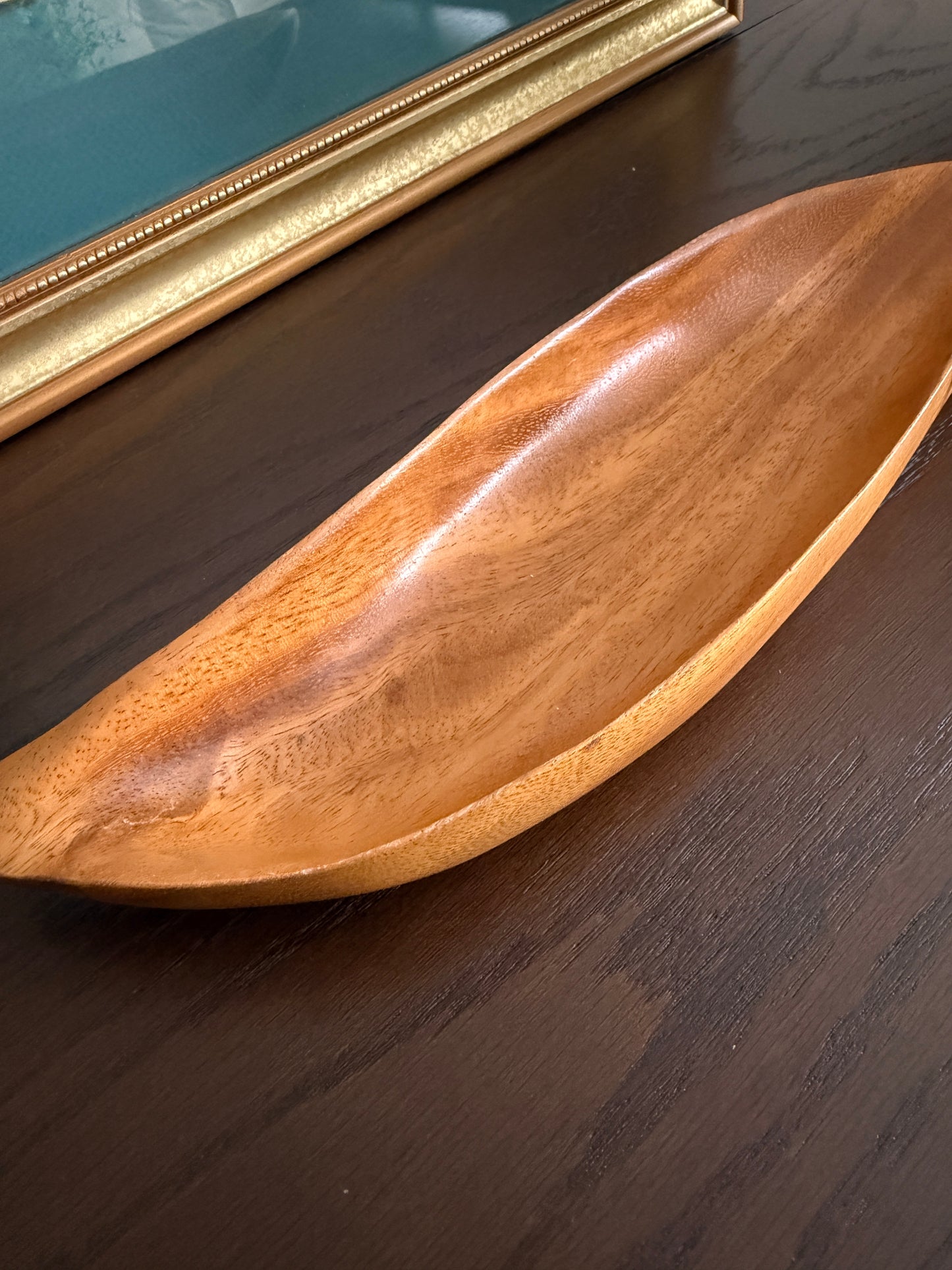 The Leaf — Hand-Carved Monkey Pod Wood Dish