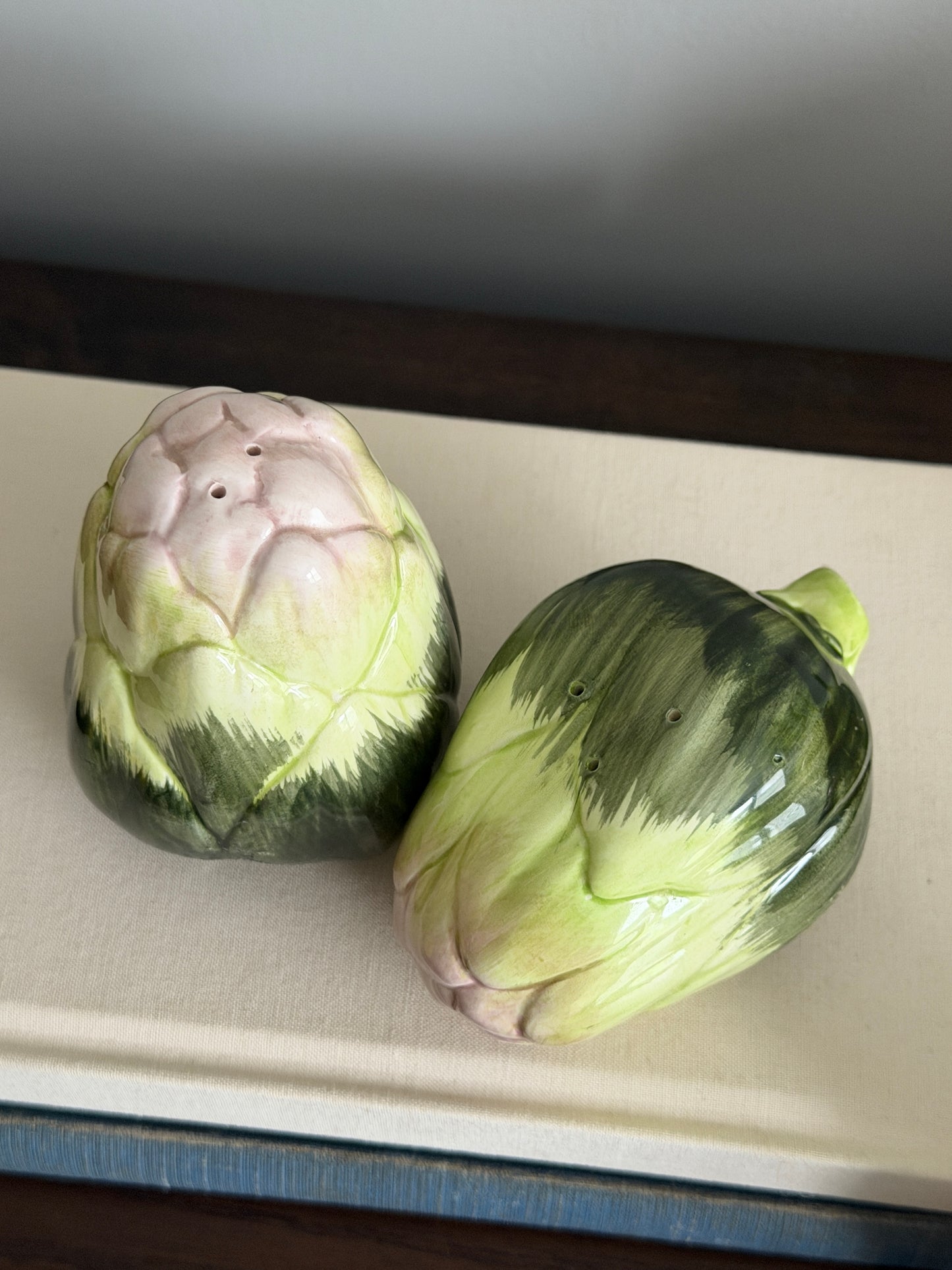The Artichokes — Fitz and Floyd Ceramic Shaker Pair