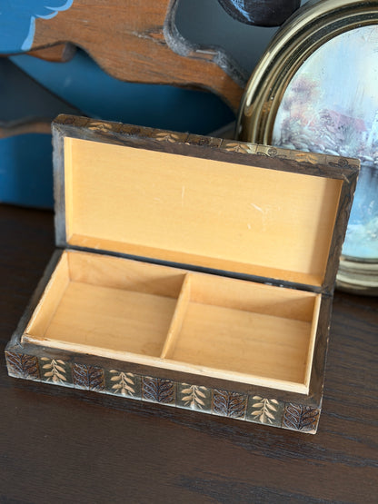 The Fernwood — Hand-Carved Wood Trinket Box